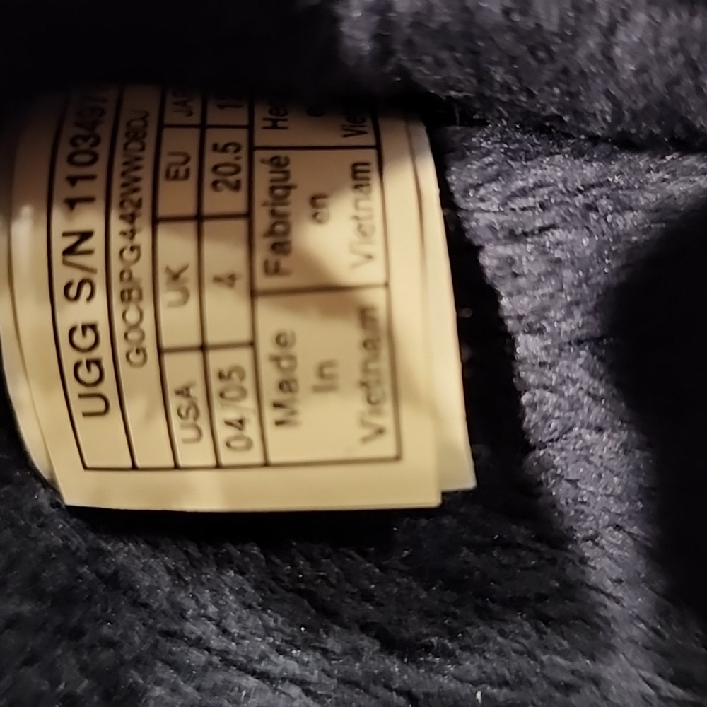 Ugg slippers - Picture 5 of 6